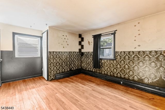 102 Hobson St, Bloomfield Twp., NJ 07003