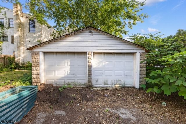 102 Hobson St, Bloomfield Twp., NJ 07003