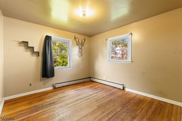 102 Hobson St, Bloomfield Twp., NJ 07003