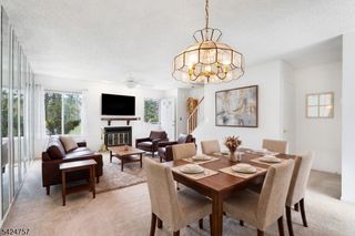 81 Woodland Dr, Roselle Boro, NJ 07203