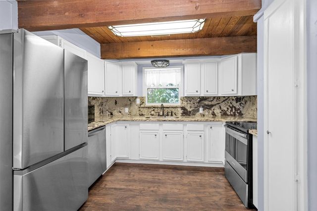 6035 County Road 374, Marquez, TX 77865