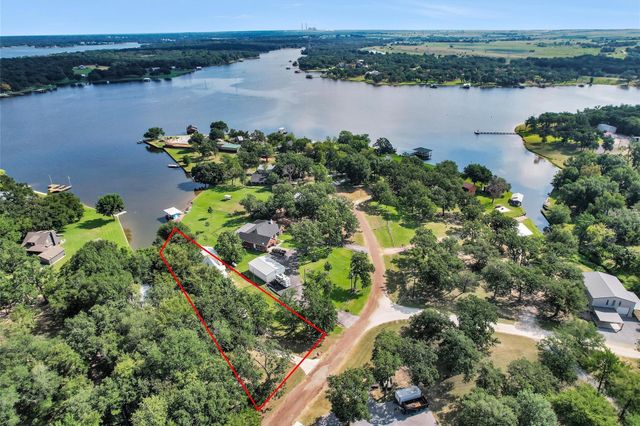 6035 County Road 374, Marquez, TX 77865