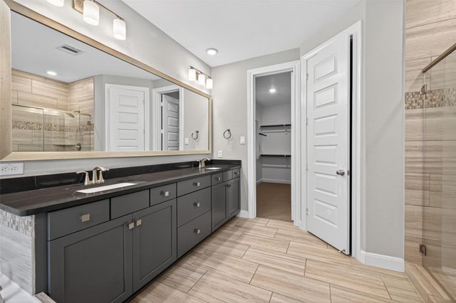 2011 Creekside Park Drive, Pearland, TX 77089
