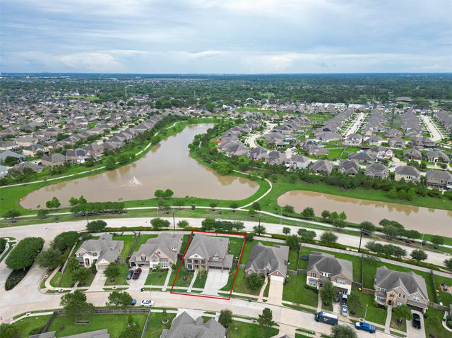 2011 Creekside Park Drive, Pearland, TX 77089
