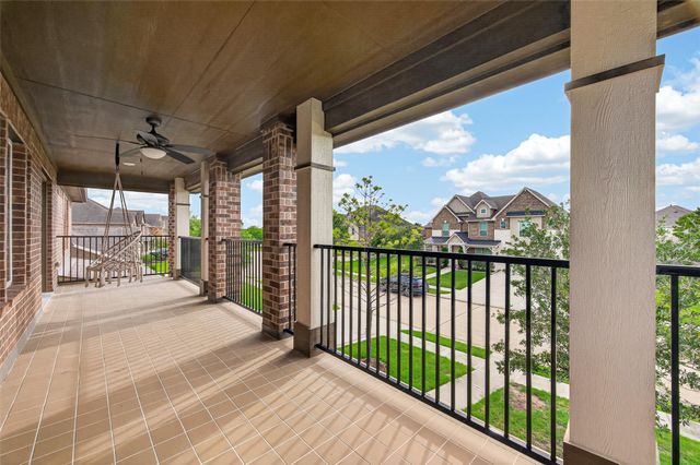 2011 Creekside Park Drive, Pearland, TX 77089
