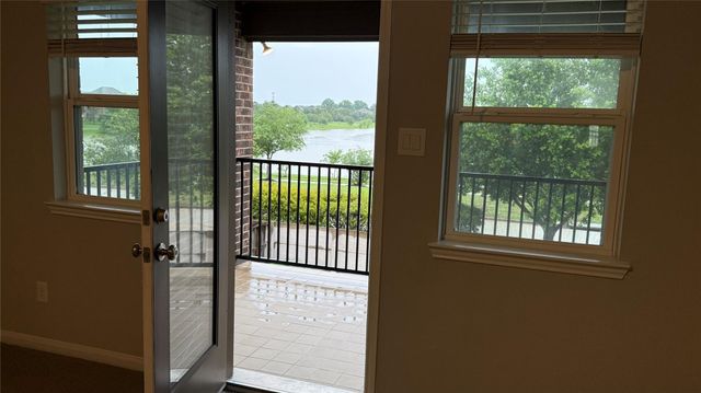2011 Creekside Park Drive, Pearland, TX 77089