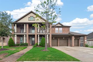 2011 Creekside Park Drive, Pearland, TX 77089