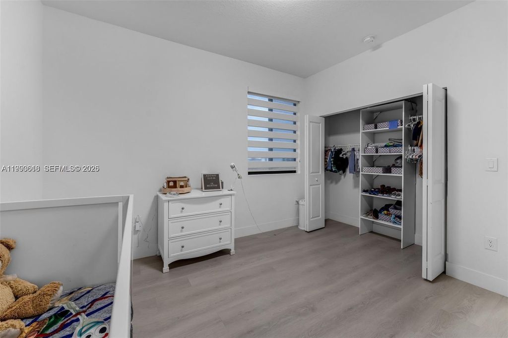 Image 30 of property listing at 22712 SW 129th Ave, Miami, FL 33170