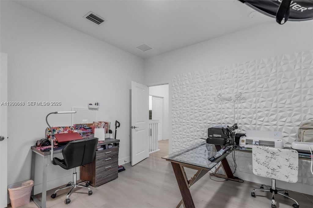 Image 31 of property listing at 22712 SW 129th Ave, Miami, FL 33170