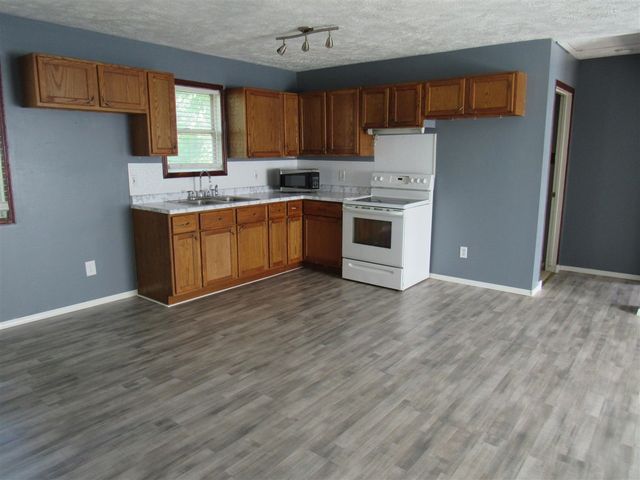 2708 Worden Street, Norton Shores, MI 49444