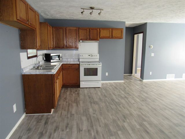 2708 Worden Street, Norton Shores, MI 49444