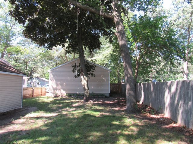2708 Worden Street, Norton Shores, MI 49444