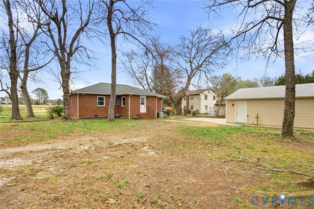 8107 Laurel Spring Rd, Prince George, VA 23875