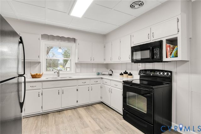 8107 Laurel Spring Rd, Prince George, VA 23875