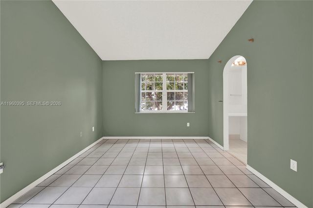 11321 SW 62nd Ln, Miami, FL 33173