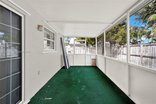 11321 SW 62nd Ln, Miami, FL 33173