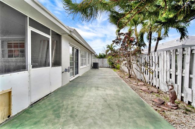 11321 SW 62nd Ln, Miami, FL 33173