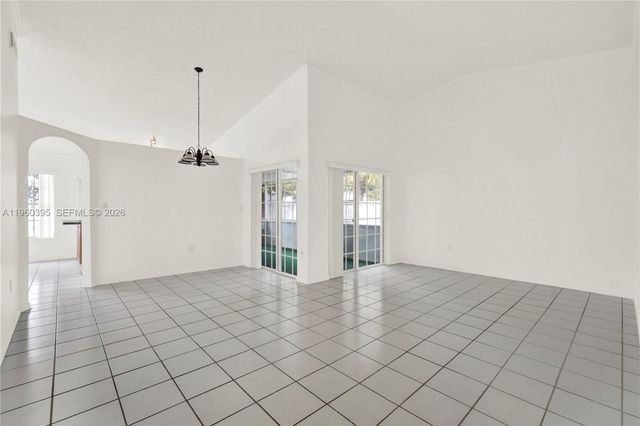 11321 SW 62nd Ln, Miami, FL 33173