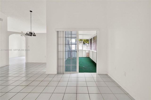 11321 SW 62nd Ln, Miami, FL 33173