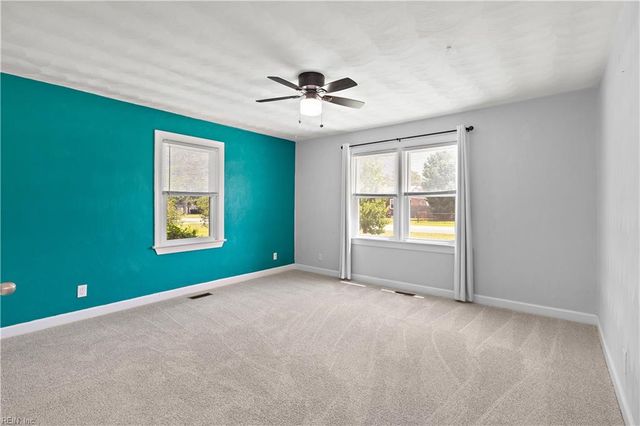 616 Elmhurst LN, Portsmouth, VA 23701