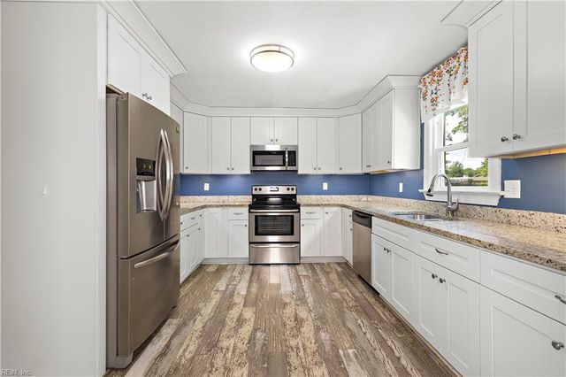 616 Elmhurst LN, Portsmouth, VA 23701