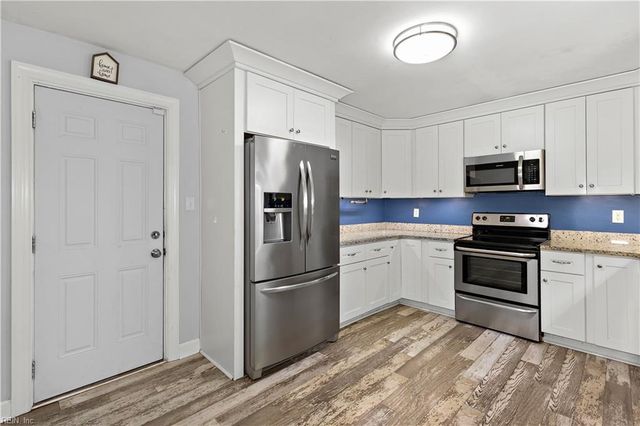 616 Elmhurst LN, Portsmouth, VA 23701