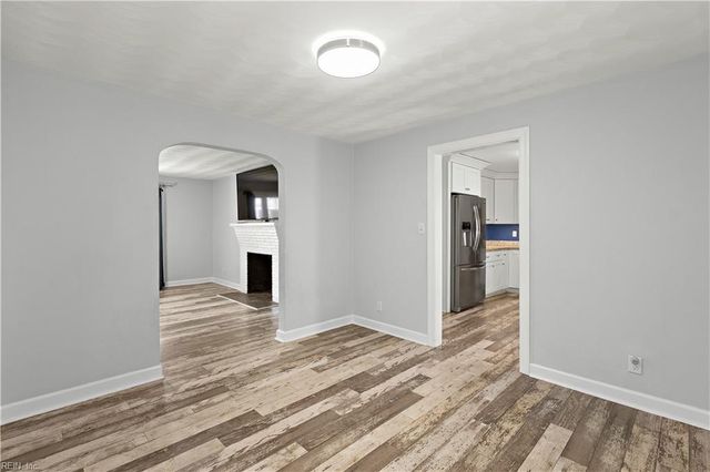 616 Elmhurst LN, Portsmouth, VA 23701