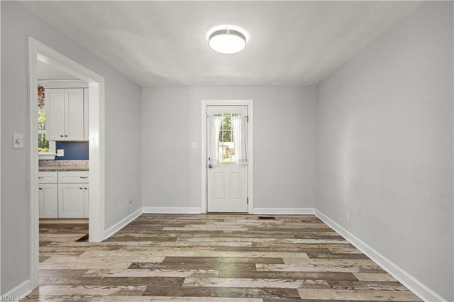 616 Elmhurst LN, Portsmouth, VA 23701