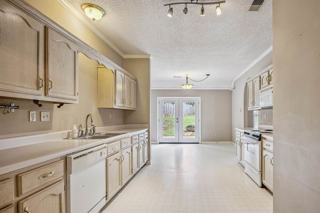 8944 MEADOW PINES CV, Cordova, TN 38016
