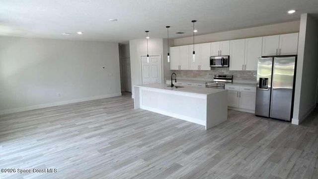1091 Wing Road SW, Palm Bay, FL 32908