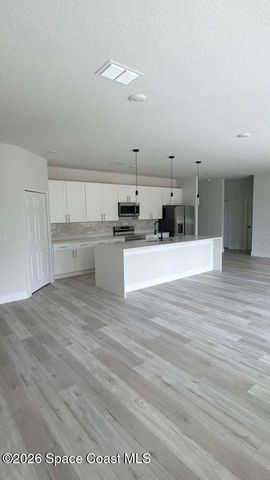 1091 Wing Road SW, Palm Bay, FL 32908