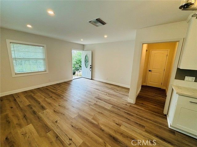17730 Martha Street, Encino (los Angeles), CA 91316