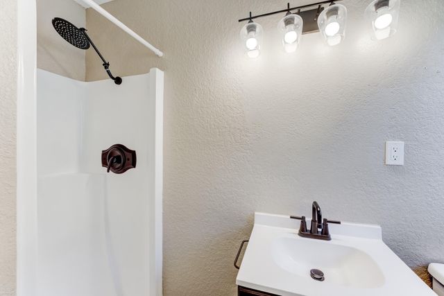 305 Yaupon Street, Sweeny, TX 77480