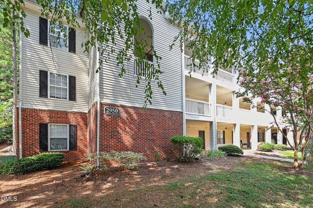 2950 Trailwood Pines Lane 104, Raleigh, NC 27603