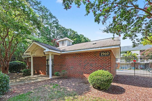 2950 Trailwood Pines Lane 104, Raleigh, NC 27603