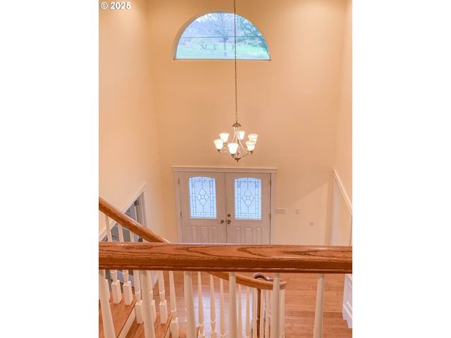 3133 Ne DOUGLAS Ave, Roseburg, OR 97470