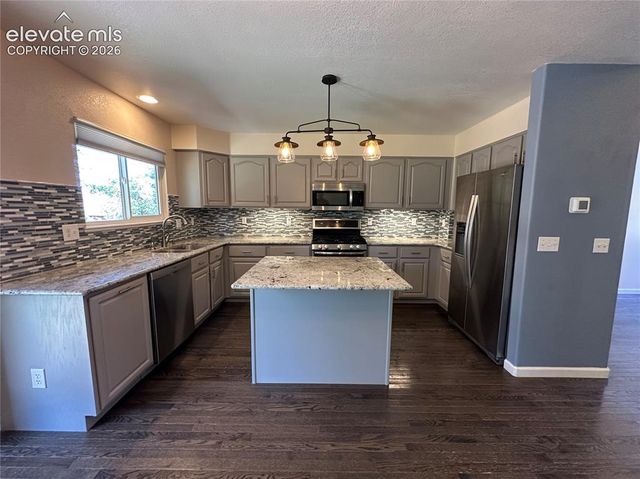 3245 Richmond Drive, Colorado Springs, CO 80922