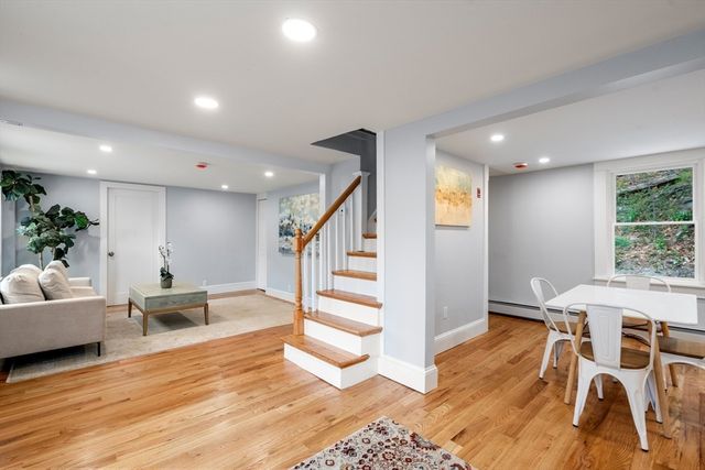 78 Pleasant St, Grafton, MA 01519