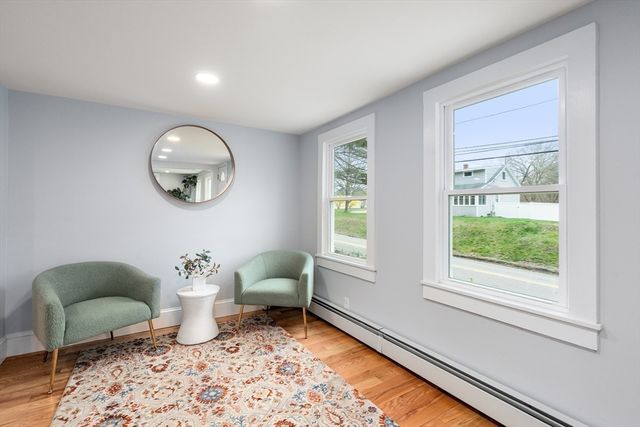 78 Pleasant St, Grafton, MA 01519