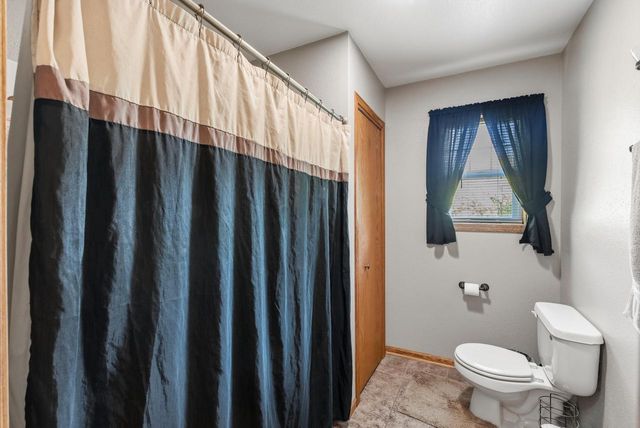 W6104 State Road 33, Juneau, WI 53039