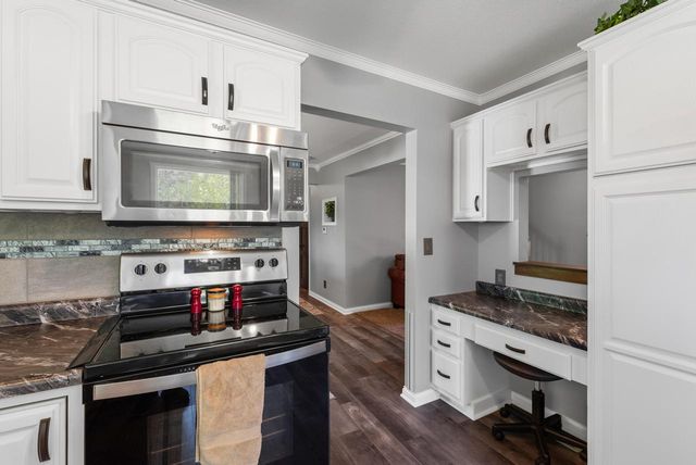 W6104 State Road 33, Juneau, WI 53039