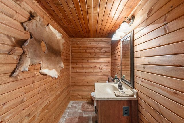 W6104 State Road 33, Juneau, WI 53039