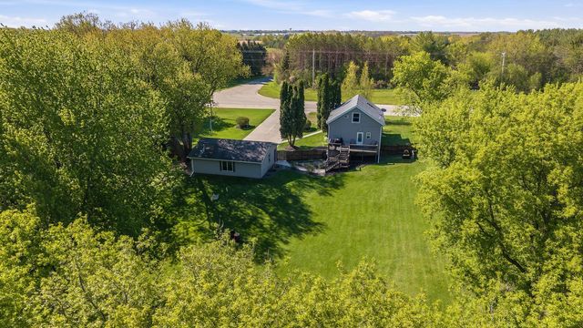 W6104 State Road 33, Juneau, WI 53039