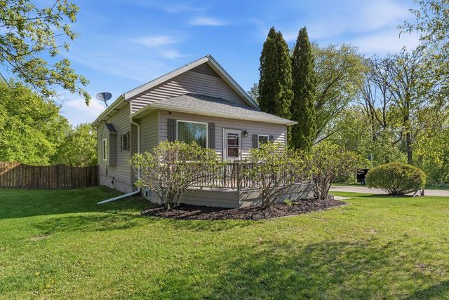W6104 State Road 33, Juneau, WI 53039