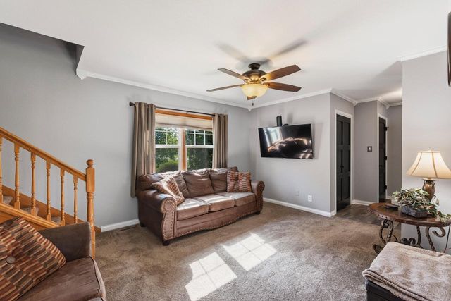 W6104 State Road 33, Juneau, WI 53039