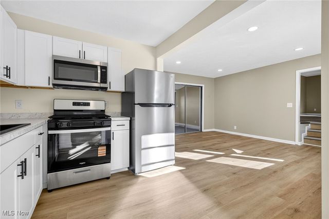 2185 Stahl Road, Akron, OH 44319