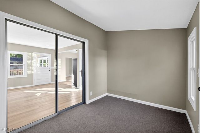 2185 Stahl Road, Akron, OH 44319