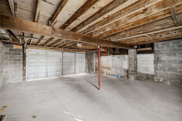 2185 Stahl Road, Akron, OH 44319