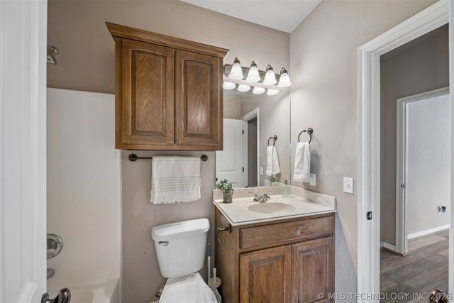 3404 Heritage Hills Parkway, Claremore, OK 74019