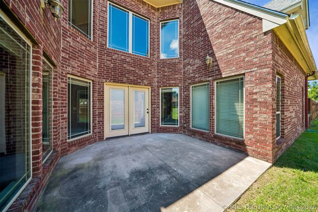 3404 Heritage Hills Parkway, Claremore, OK 74019